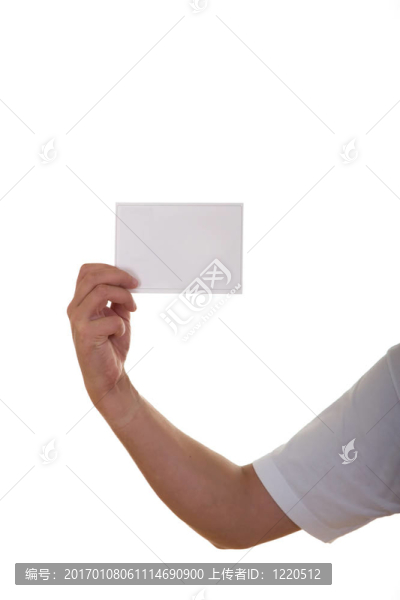 拿著空白的卡片