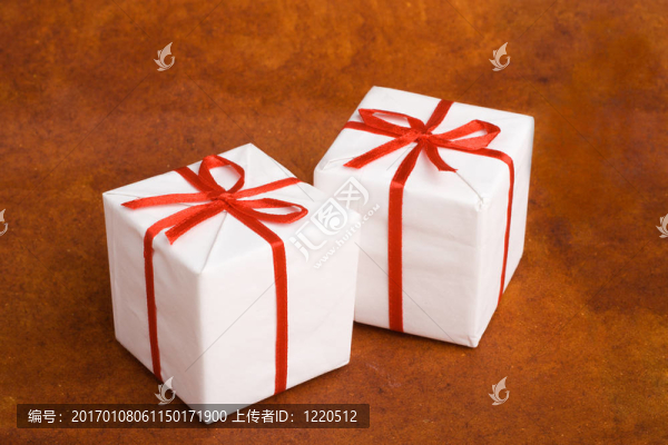 白色的圣誕禮物