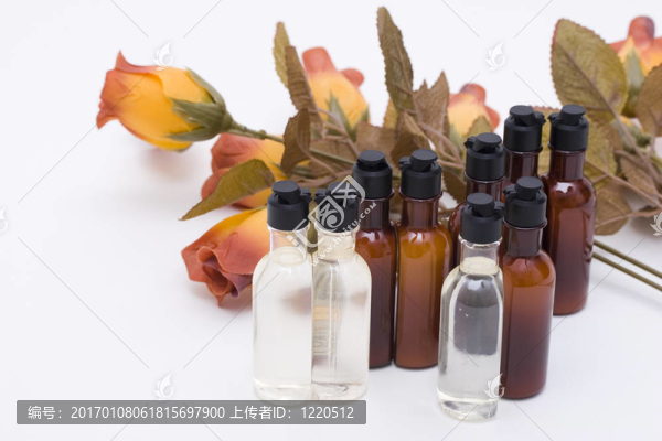 Brown,/黃色成分：洗發(fā)水和護(hù)發(fā)素與花