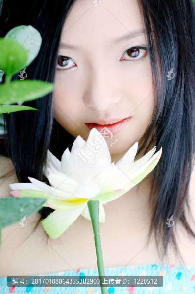 蓮花的女孩