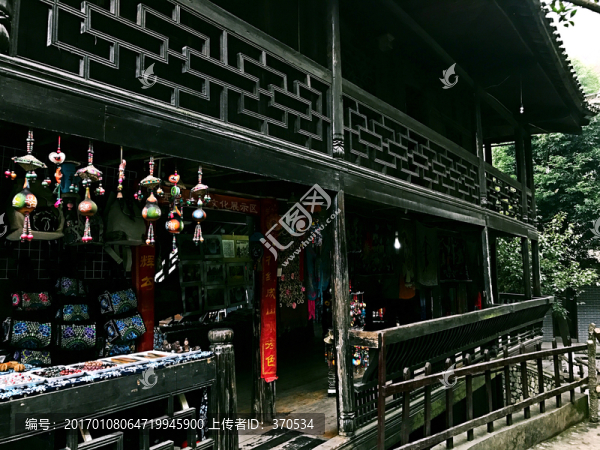 張家界土家風(fēng)情園