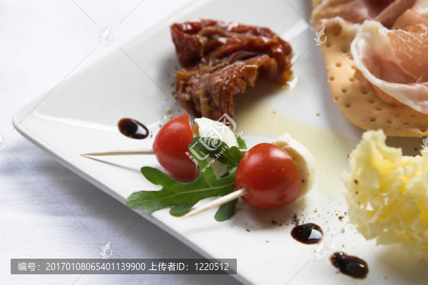 盤開胃菜