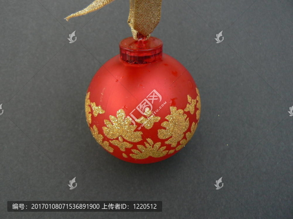 紅色的圣誕球