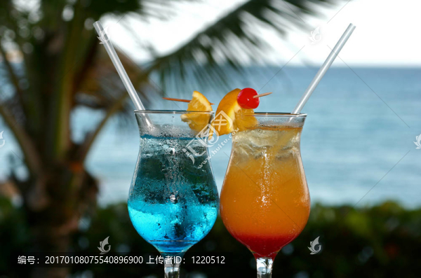 五顏六色的雞尾酒