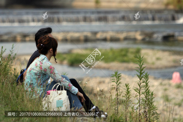 河邊