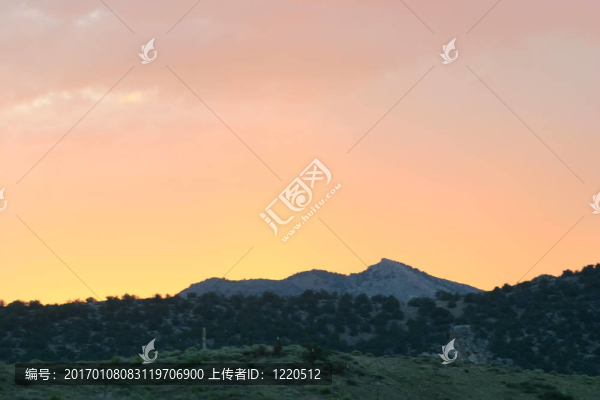 柔和的黎明