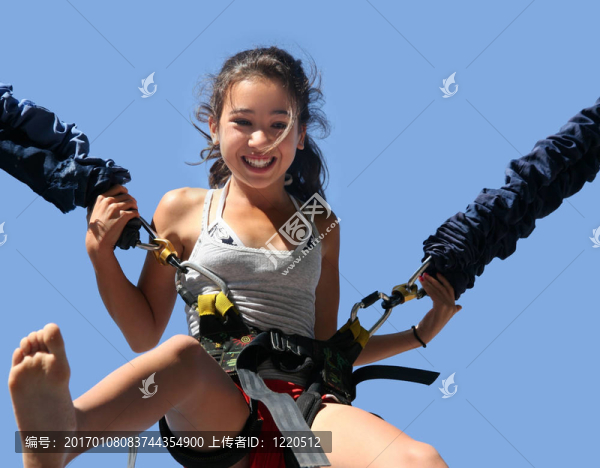 女孩開心