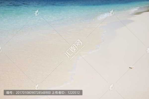 白色的沙灘