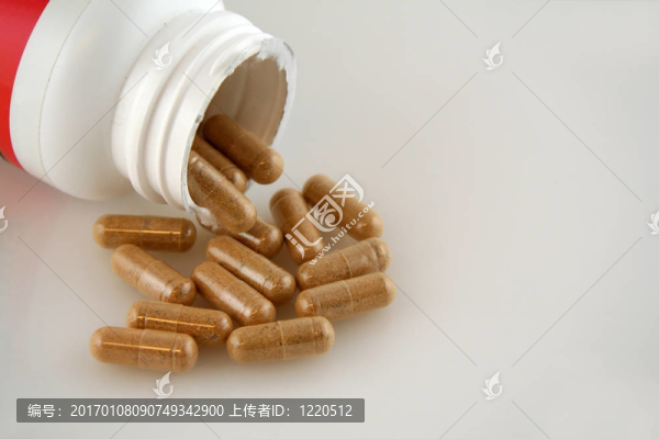 來自Brown,Pills的瓶子