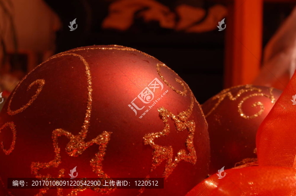 紅色的圣誕球