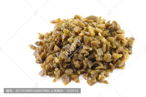 綠辣椒碎在一個孤立的背景