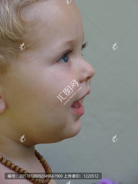 小男孩簡介