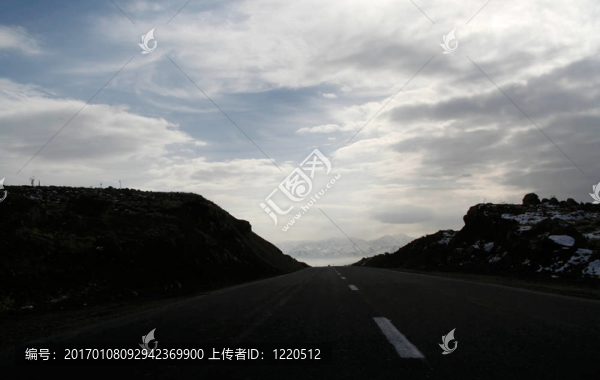 路的天空