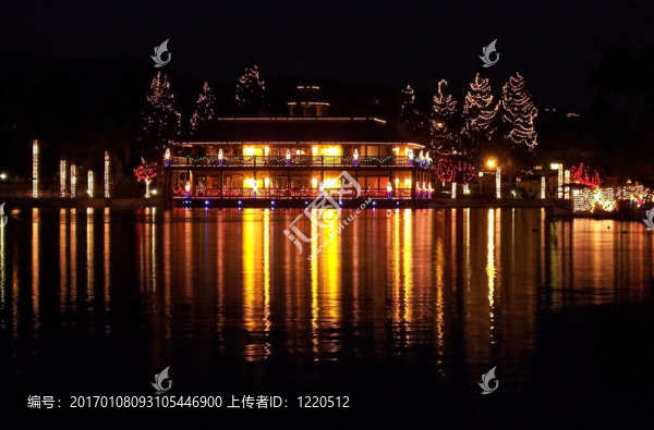 洛奇在圣誕節(jié)