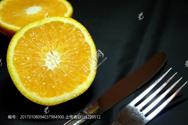 橙色的早餐