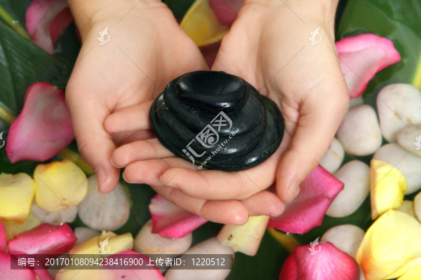 手拿玄武巖