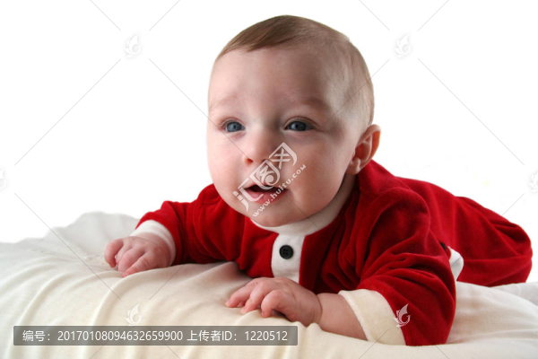 圣誕老人克勞斯裝的小男孩