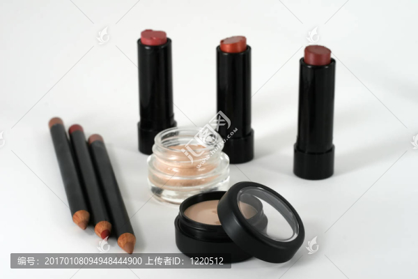 專業(yè)質(zhì)量化妝及美容產(chǎn)品