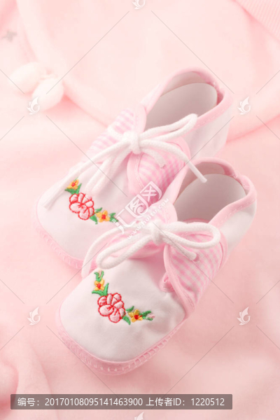 嬰兒鞋