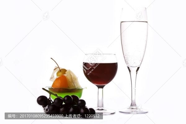 葡萄酒與葡萄和甜點(diǎn)