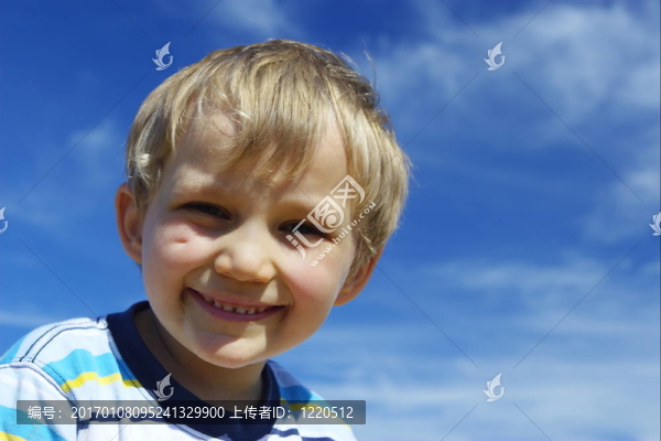 年輕的男孩