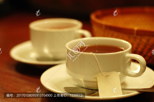 茶杯和籃子