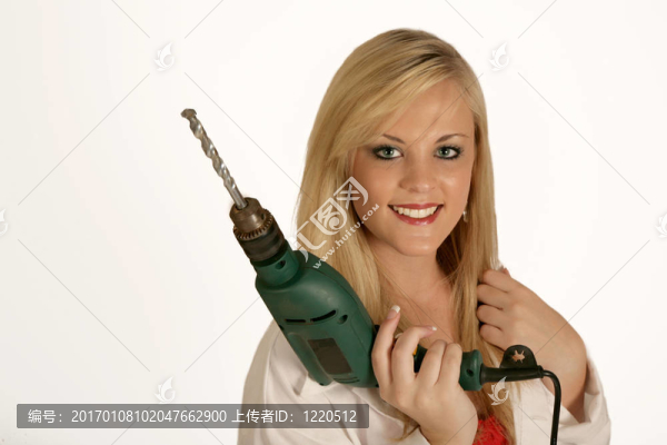 帶鉆的女人