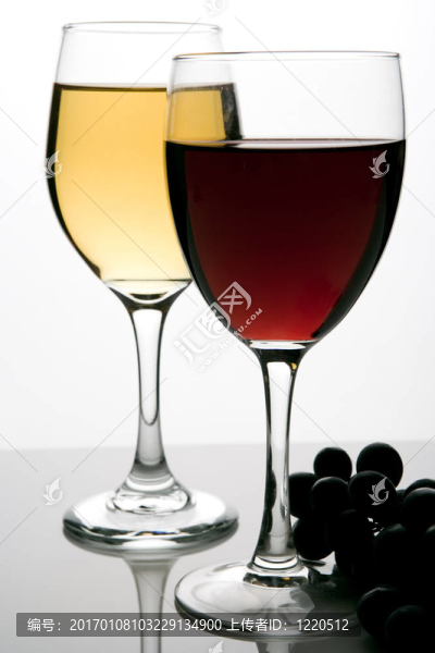 葡萄酒和水果