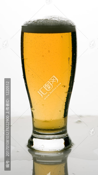 杯啤酒