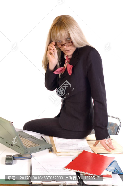 辦公室里的商業(yè)女性