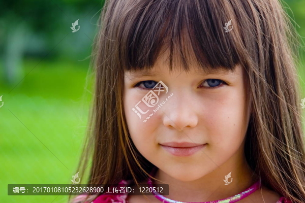年輕的女孩