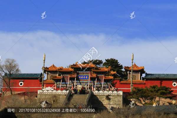 五臺山顯通寺遠(yuǎn)眺