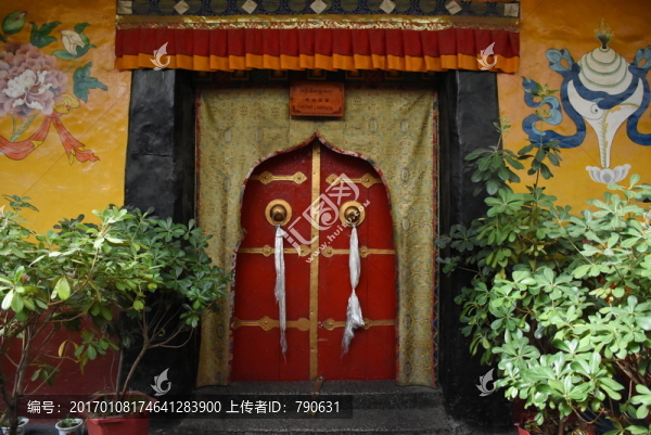薩迦寺小門