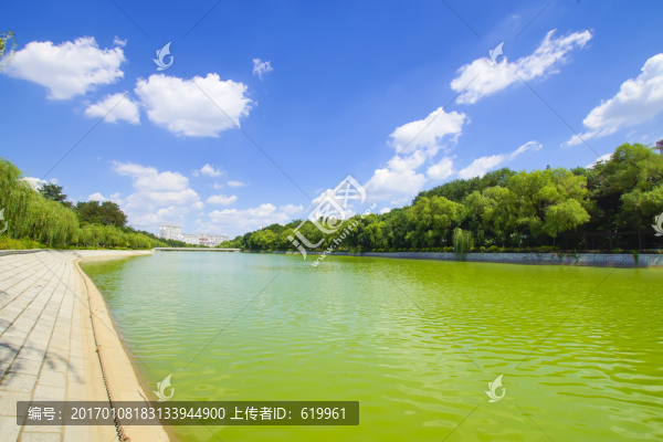 碧水藍(lán)天