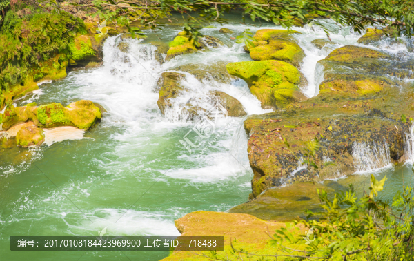 河流,山泉