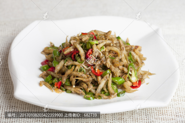 青椒嫩仔魚