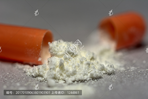 膠囊