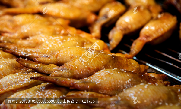 雞翅包飯