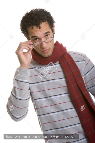戴眼鏡的男人