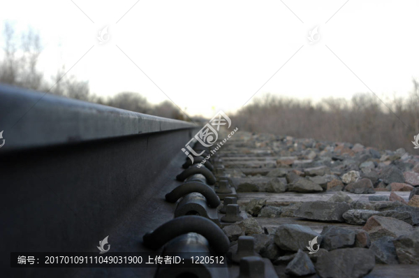 鐵路軌道-匯圖網(wǎng) www.fosd68.com 鐵路軌道