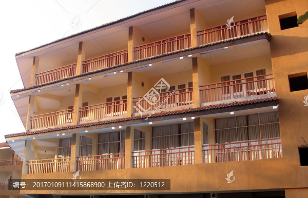 酒店游泳池夏季假期