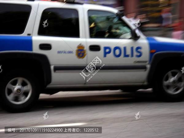 警車