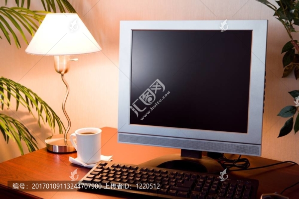 酒店房間的電腦-匯圖網(wǎng) www.fosd68.com 酒店房間的電腦