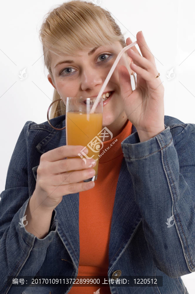 喝果汁-匯圖網(wǎng) www.fosd68.com 喝果汁