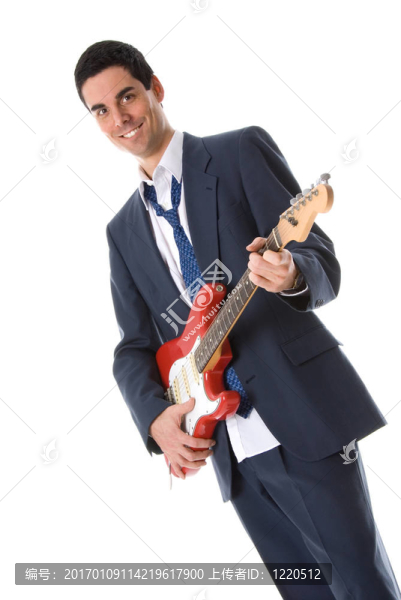 彈吉他的人