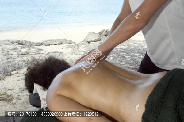海邊按摩