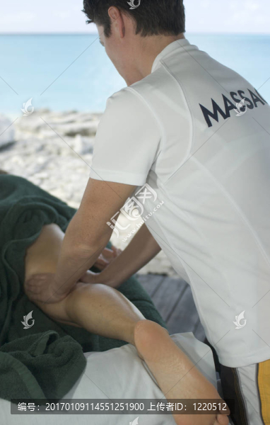海邊按摩