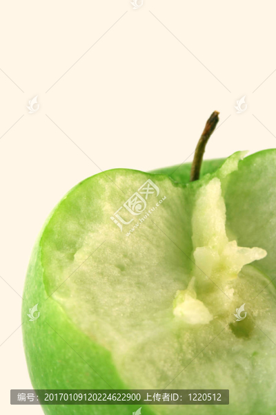 咬蘋(píng)果