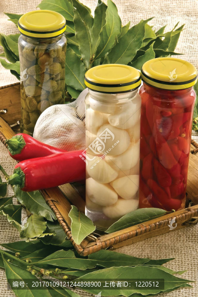 刺山柑；大蒜；香葉；辣椒
