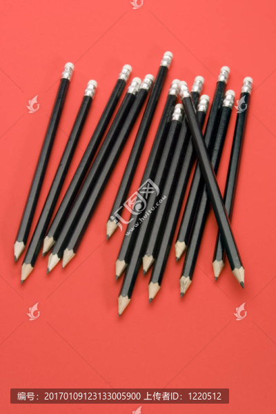 黑色的鉛筆